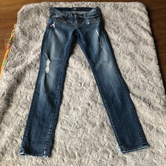 ❌❌SOLD❌❌. 7FAMK Roxanne Crystal Encrusted jeans with Swarovski Crystal - Picture 3 of 8